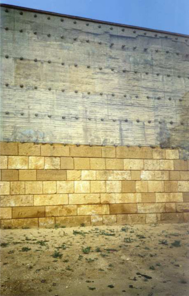 Timoleonte׳s Greek Wall at Capo Soprano, Gela (Sicily), F. Minissi, 1950–54: ...
