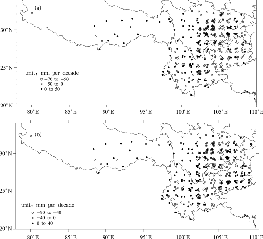 Spatial distribution of (a) annual rainfall and (b) rainfall in flood season in ...