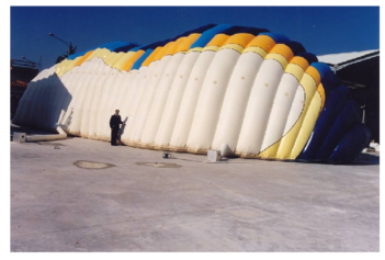 Inflatable pavilion (250m²) formed by an assembly of low pressure tubes built for the mobile exhibition for the Gaudi Year of Construction Artisans, Barcelona 2002