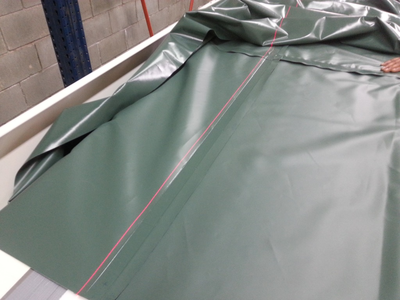 Soldadura del cuerpo central de la cámara interior del tubo hinchable